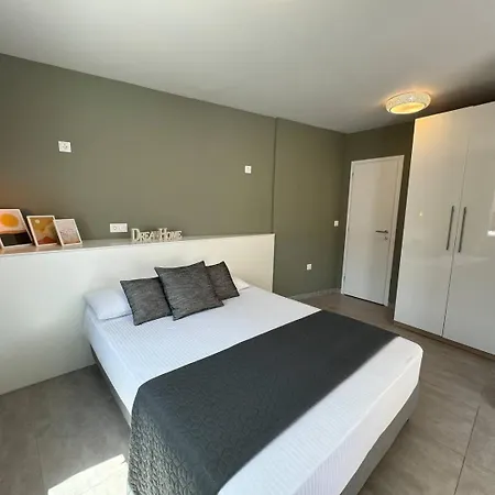 Ma Maison Acropolis Mansion: Penthouse With Rooftop Garden Near Acropolis Apartment Athens