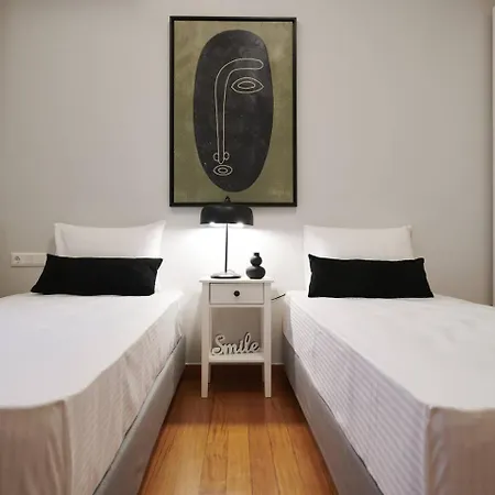 Ma Maison Acropolis Mansion: Penthouse With Rooftop Garden Near Acropolis Apartment