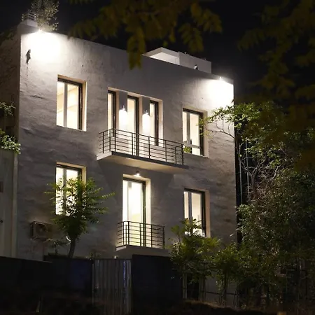 Ma Maison Acropolis Mansion: Penthouse With Rooftop Garden Near Acropolis Apartment *